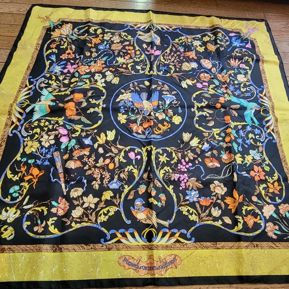 HERMES SILK SCARF PIERRES d' ORIENT et OCCIDENT - Picture 2 of 8